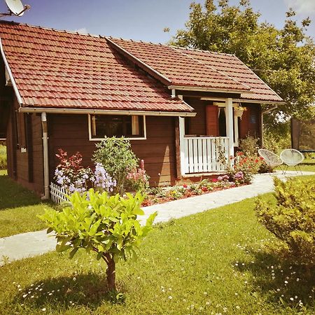 Wooden House Nela Near Plitvice Lakes سوملجاناك المظهر الخارجي الصورة