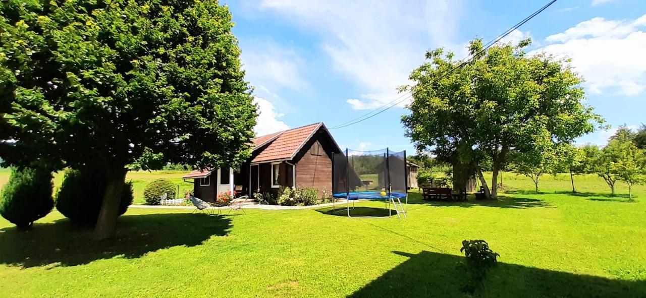 Wooden House Nela Near Plitvice Lakes سوملجاناك المظهر الخارجي الصورة